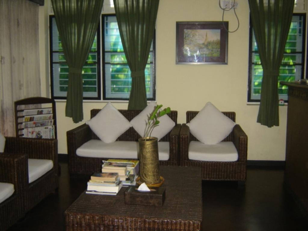 Garden Home Bed And Breakfast Yangon Exterior photo